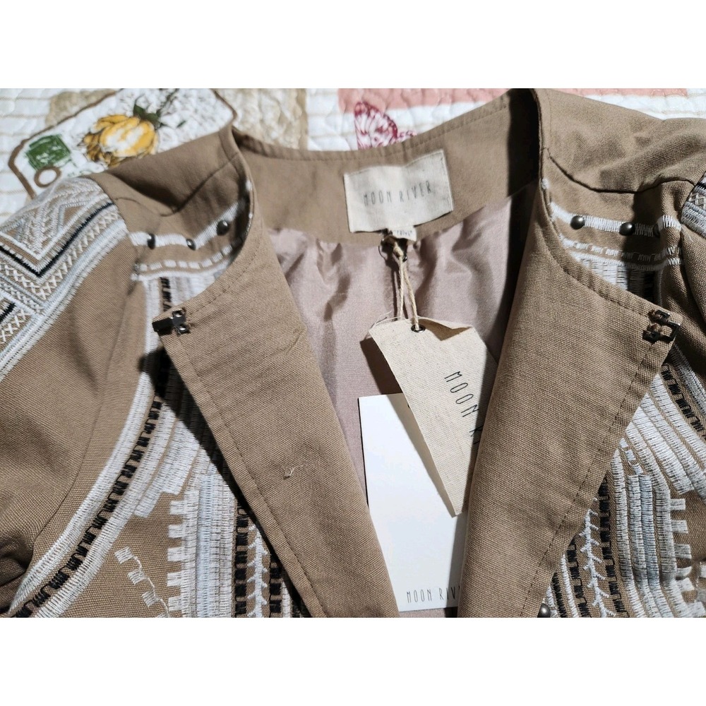 Anthropologie Moon River  Women's Beige Tan Embroidered Short Jacket Coat Size S - Picture 9 of 12